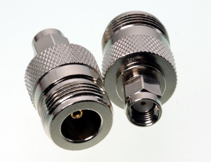 Adapter N-Buchse / RP-SMA-Buchse