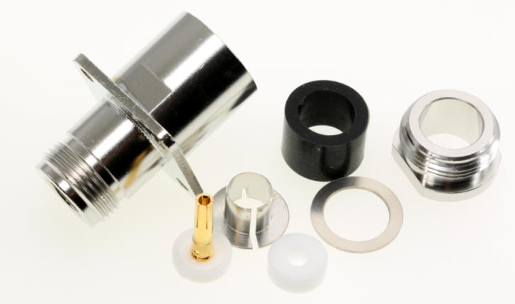 N-Kabel-Flansch-Buchse für 10mm Kabel, z.B. Aircom Plus, Ecoflex 10 u.a.