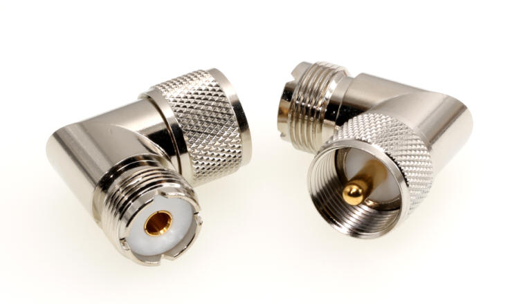 Adapter UHF-Buchse / UHF-Stecker 90 Grad Winkel